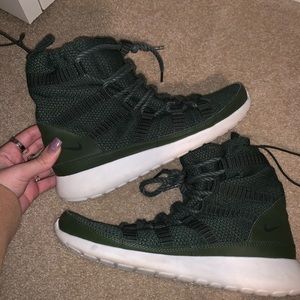 Nike Roshe boot